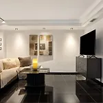 Apartmaji - Mansion ポルトローシュ