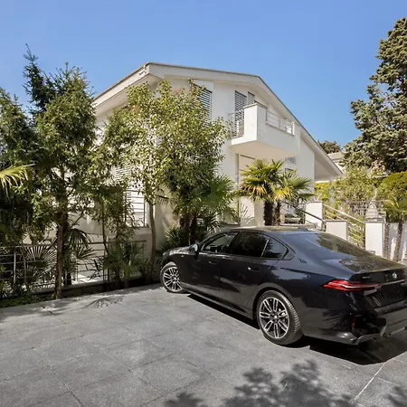 Apartmaji - Mansion Apartment