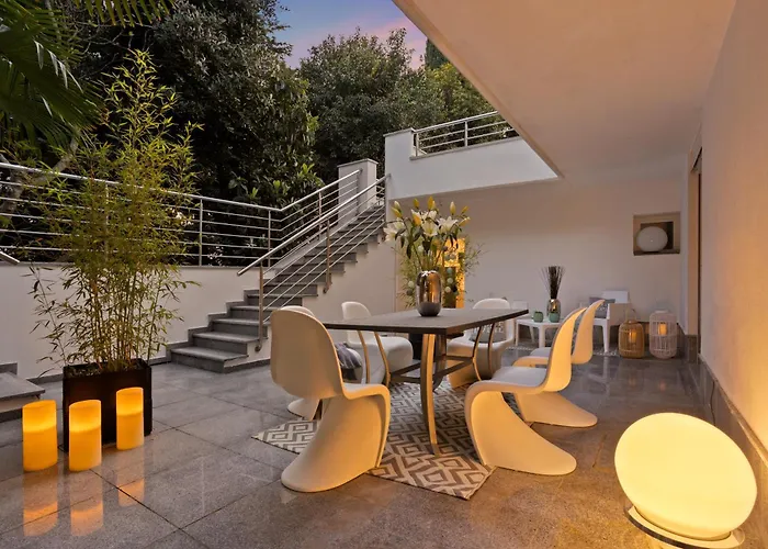 Lägenhet Apartmaji - Mansion *