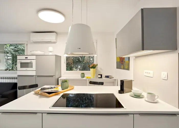 Apartmaji - Mansion Lägenhet